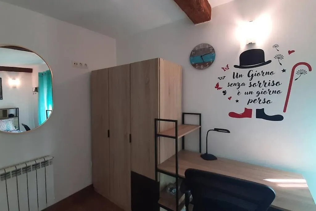 Piso Centrico Con Encanto Santander Apartment